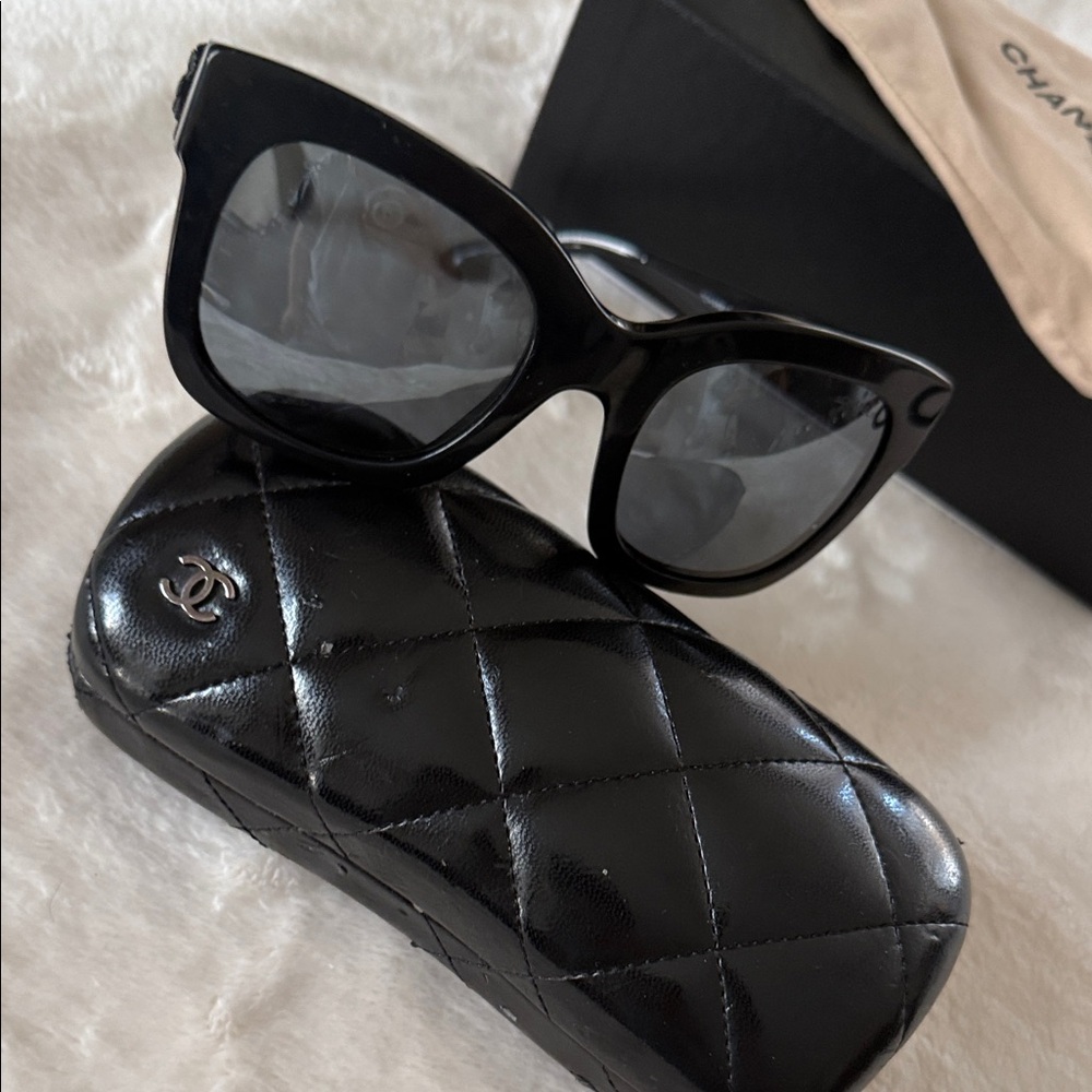 CHANEL Glossy Black Sunglasses